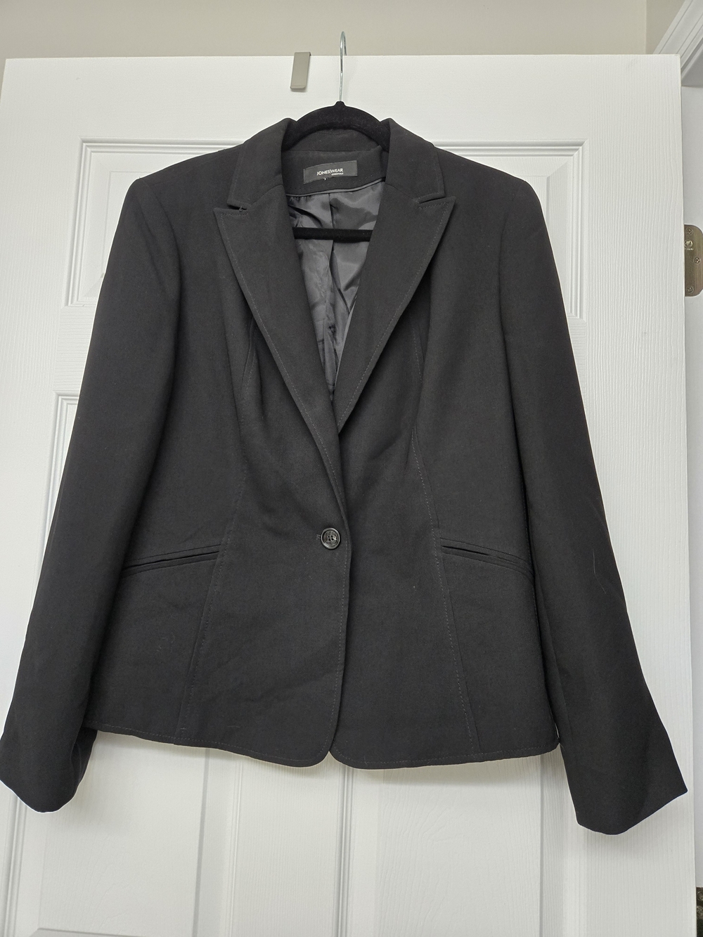 Joneswear Black Single-Button Women's Blazer